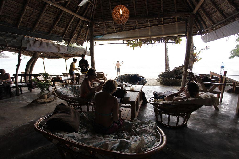 Leela Beach Resort Hatrin Kültér fotó
